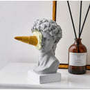 Estátua Decorativa David com Sorvete