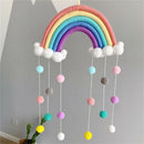 Pendente Arco-Íris com Nuvens e Pompons