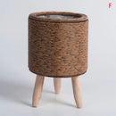 Cachepot em Rattan com Pés de Madeira