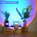 Luminária Astronauta LED com Projeção Arco-Íris