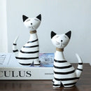 Kit 2 Esculturas de Gatos em Madeira