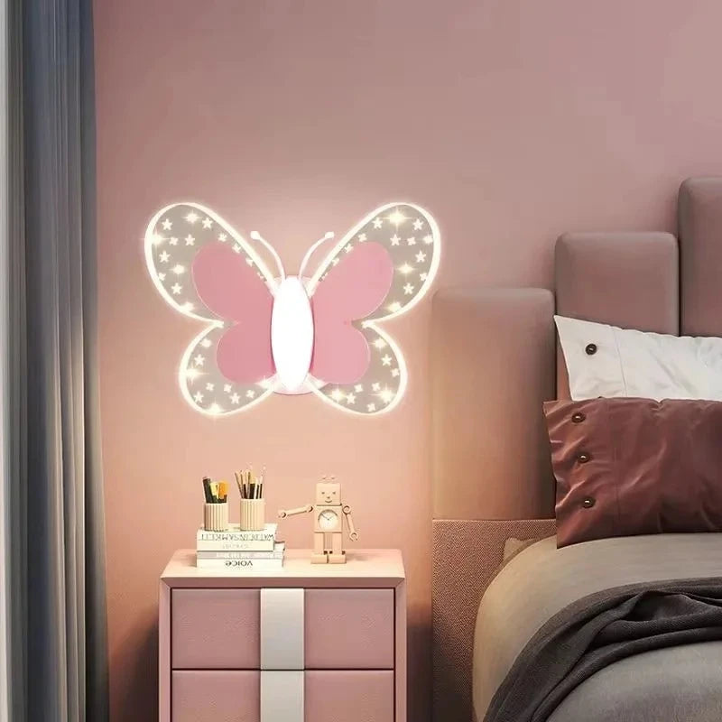 Luminária Borboleta Rosa de Parede
