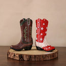 Escultura Bota Cowboy em Resina