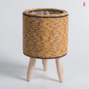 Cachepot em Rattan com Pés de Madeira