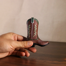 Escultura Bota Cowboy em Resina