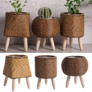 Cachepot em Rattan com Pés de Madeira