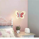 Luminária Borboleta Rosa de Parede