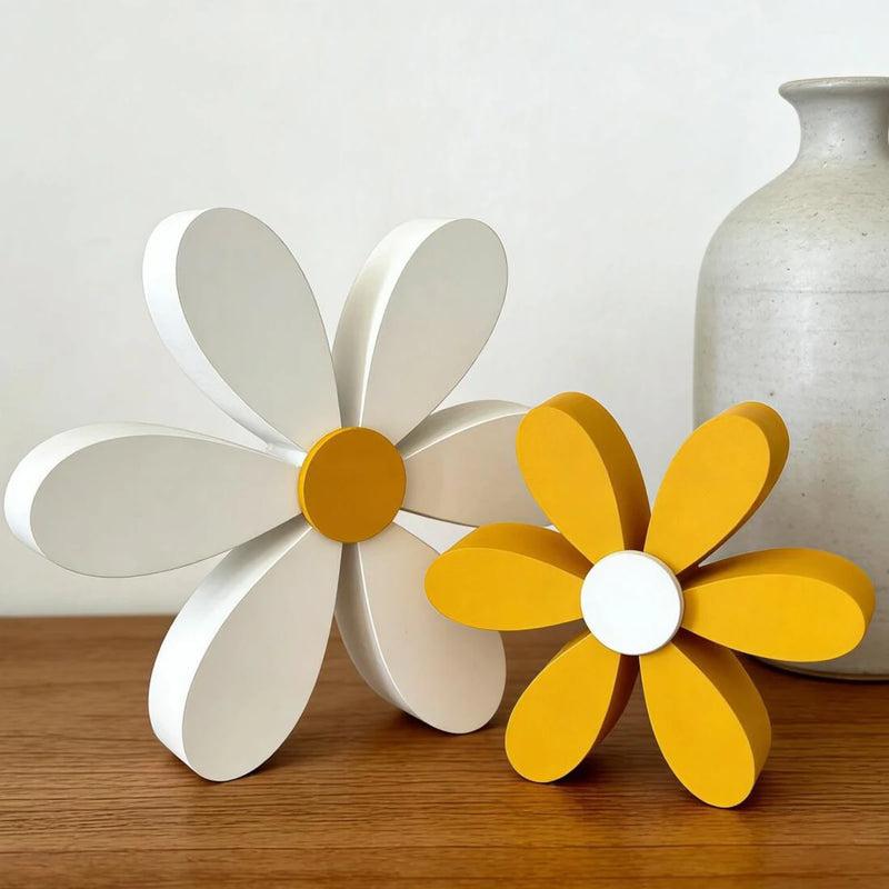 Kit com 2 Margaridas Decorativas em Madeira