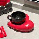 Xícara Coração em Porcelana com Pires